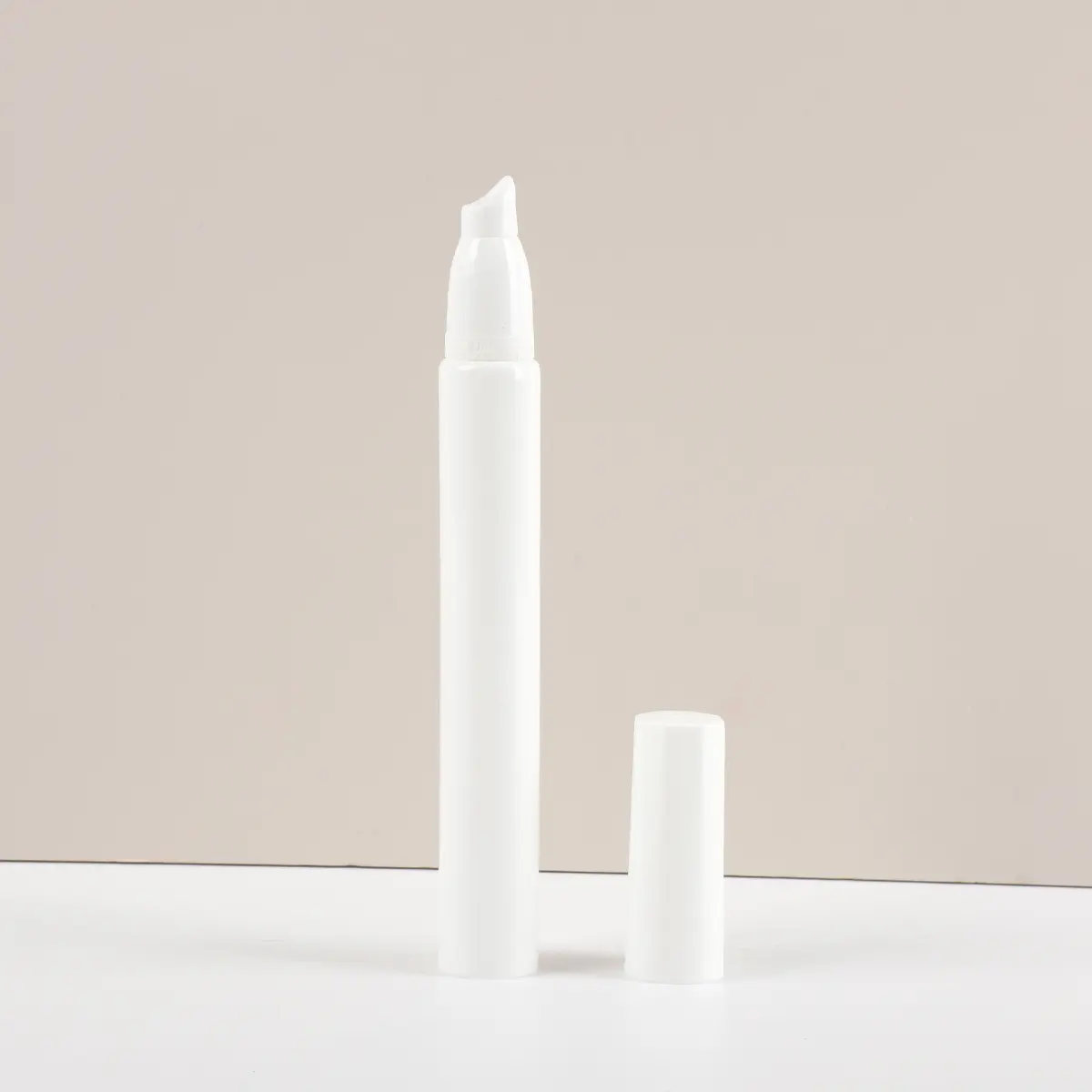 Diversification Hoses with Different Effects Head Cosmetic Tubes Squeeze Tubes(25).JPG