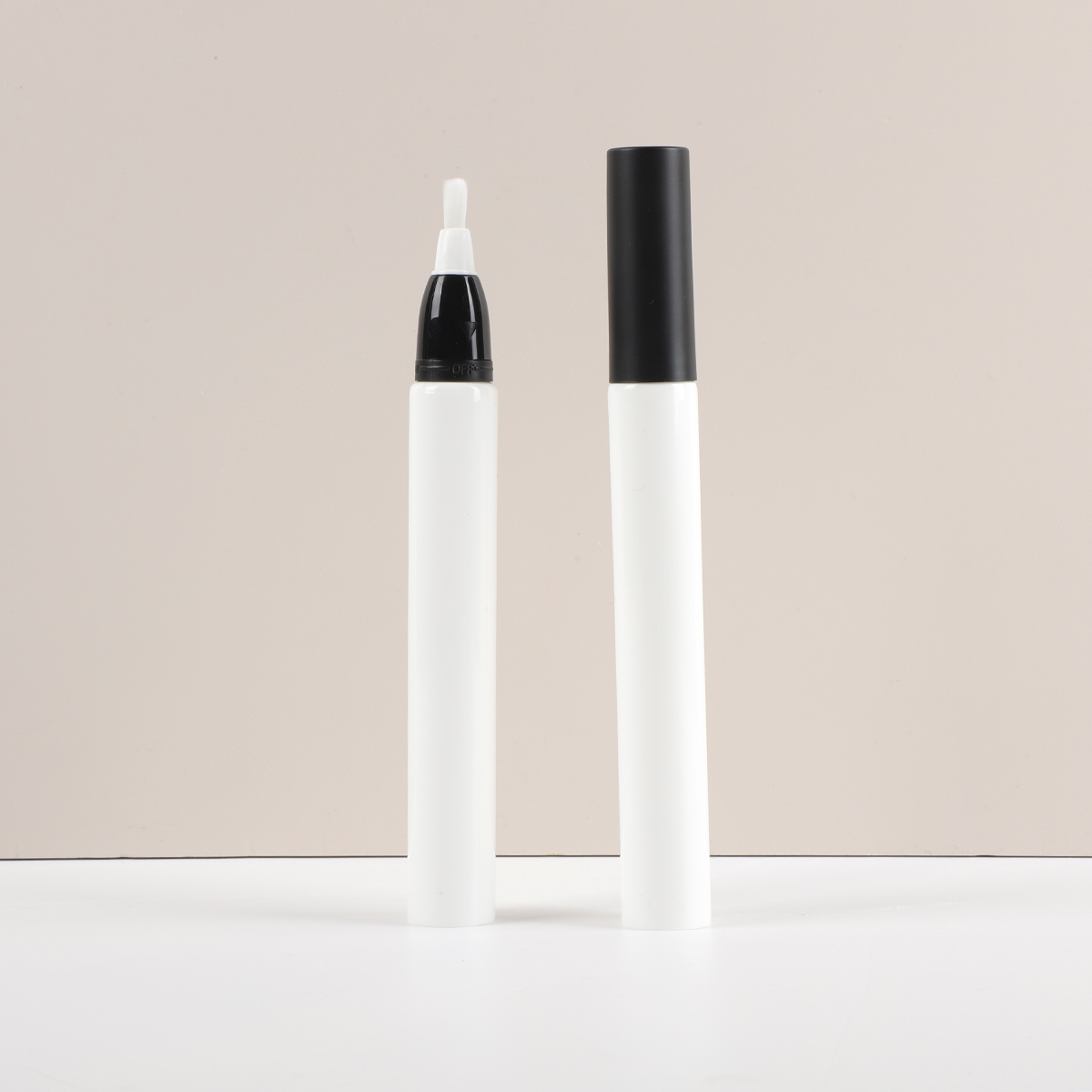 Diversification Hoses with Different Effects Head Cosmetic Tubes Squeeze Tubes (3).JPG