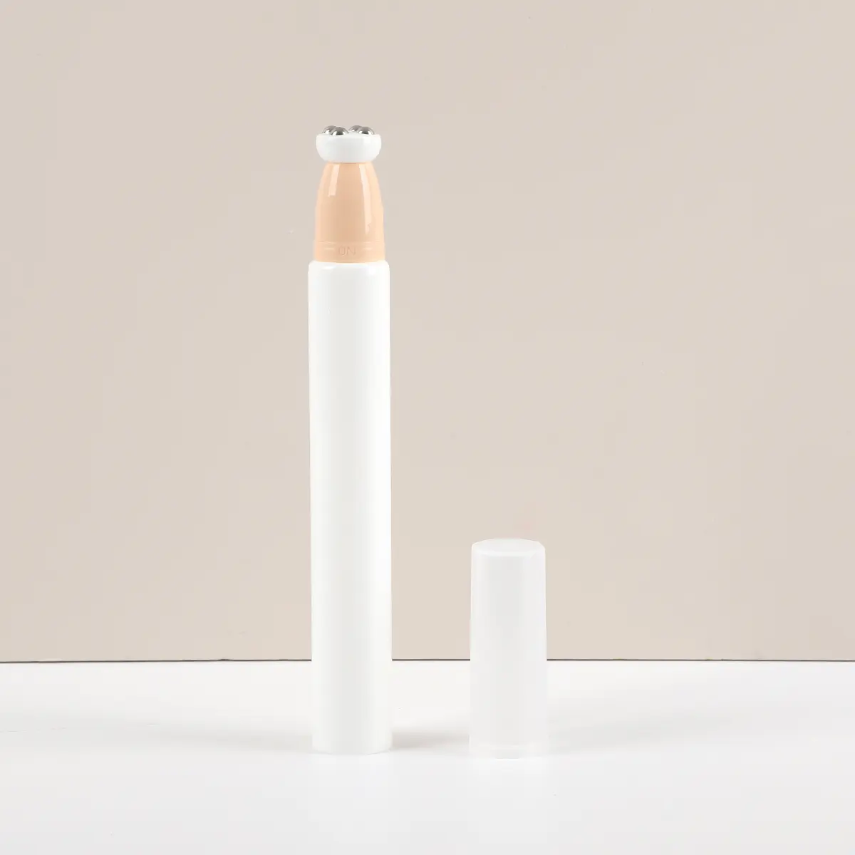 Diversification Hoses with Different Effects Head Cosmetic Tubes Squeeze Tubes (11).JPG